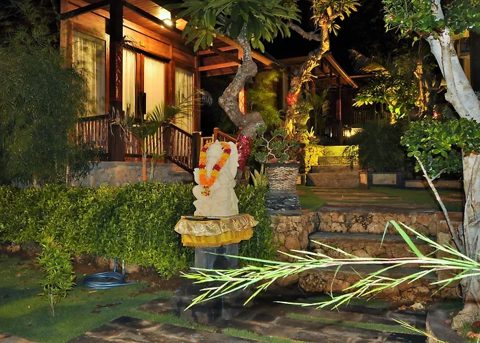 Ocean Terrace And Luxury Resort Batununggul