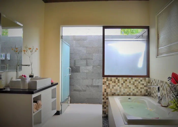 Resort Ocean Terrace And Luxury Batununggul